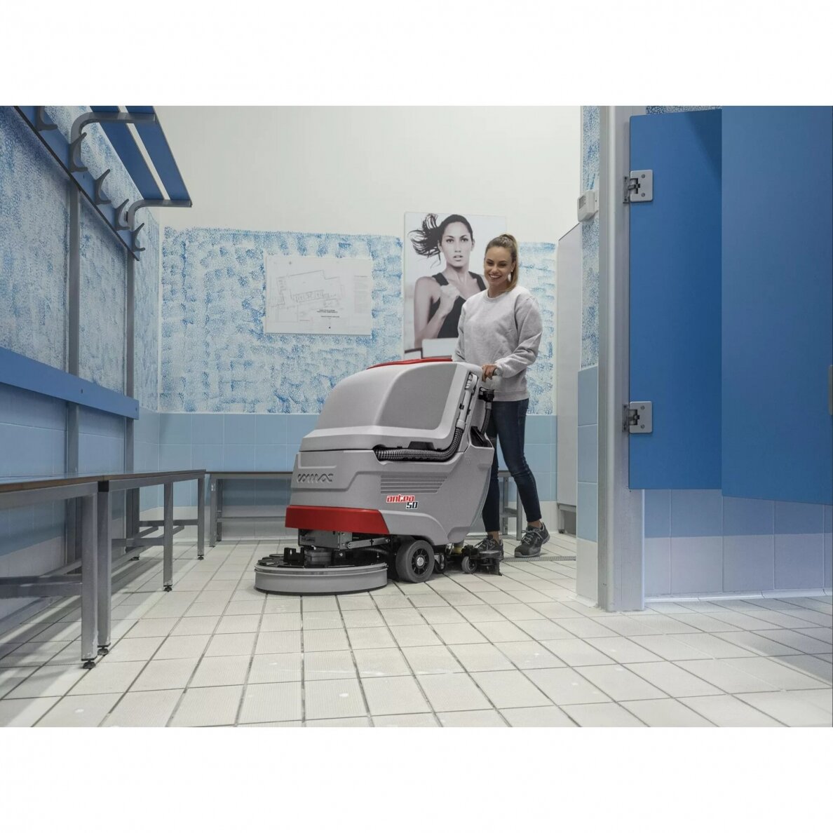 Grindų plovimo mašina Comac ANTEA 50 BT CB (pilnos komplektacijos) 4 Grindų plovimo mašina Comac ANTEA 50 BT CB (pilnos komplektacijos) 4