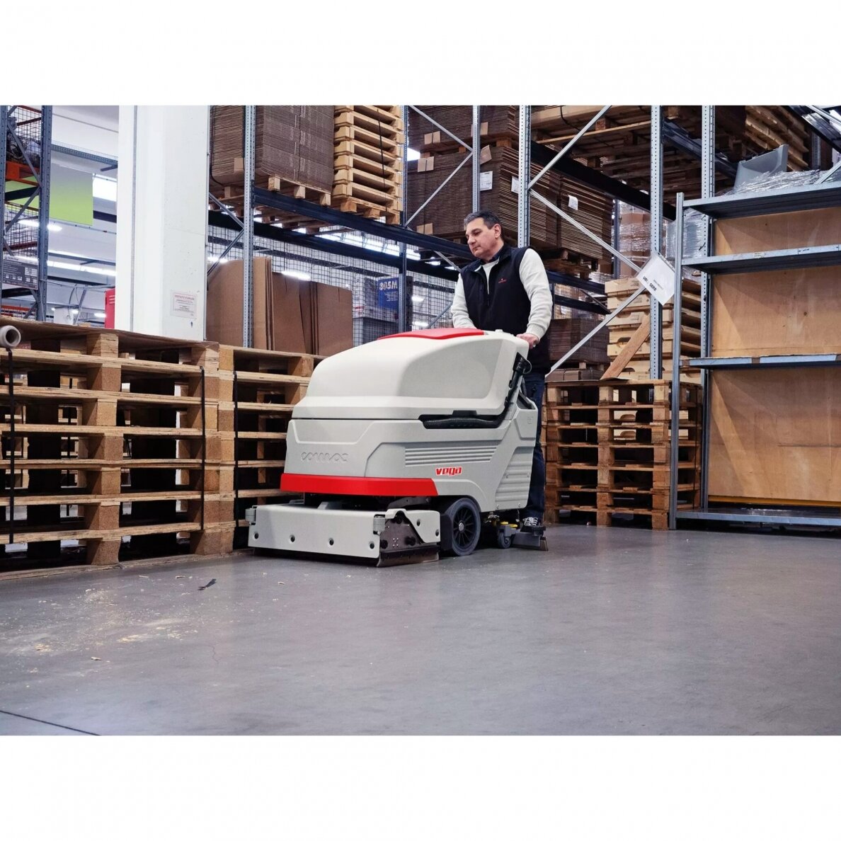 Grindų plovimo mašina Comac VEGA 70 BTS - PM 3 Grindų plovimo mašina Comac VEGA 70 BTS - PM 3