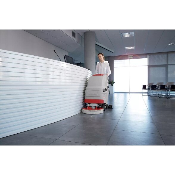 Grindų plovimo mašina Comac ANTEA 50 BT 6 Grindų plovimo mašina Comac ANTEA 50 BT 6
