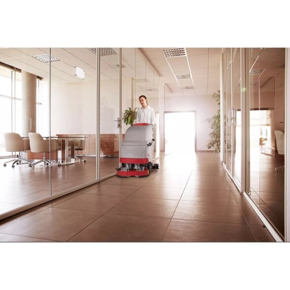 Grindų plovimo mašina Comac VERSA 65 BT - CB - PM - SST 3 Grindų plovimo mašina Comac VERSA 65 BT - CB - PM - SST 3