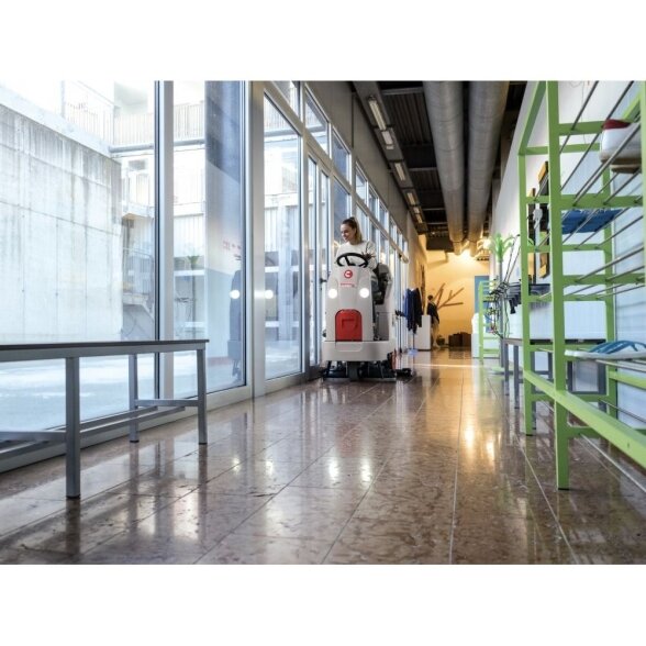 Grindų plovimo mašina Comac INNOVA COMFORT 85 B CB 2018 3