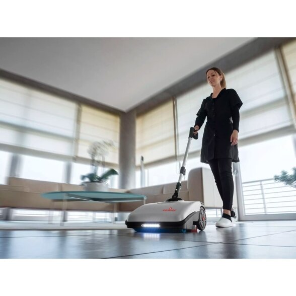 Grindų plovimo mašina Comac IGEA 2 Grindų plovimo mašina Comac IGEA 2